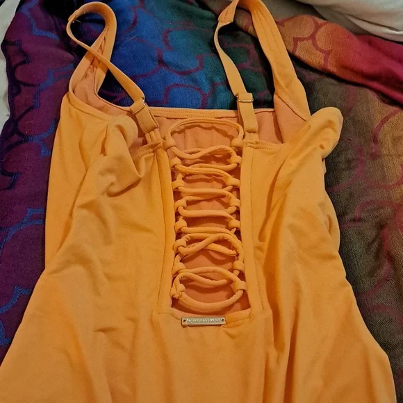 MICHEAL KORS BATHING SUIT NO SIZE - Picture 2 of 2